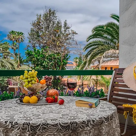 Апартаменти Cozy - 150 Meters From The Beach, Free Wi-fi