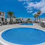 Apartamento Cozy - 150 Meters From The Beach, Free Wi-fi