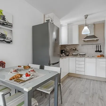 Apartmán Cozy - 150 Meters From The Beach, Free Wi-fi Playa de las Americas (Tenerife)