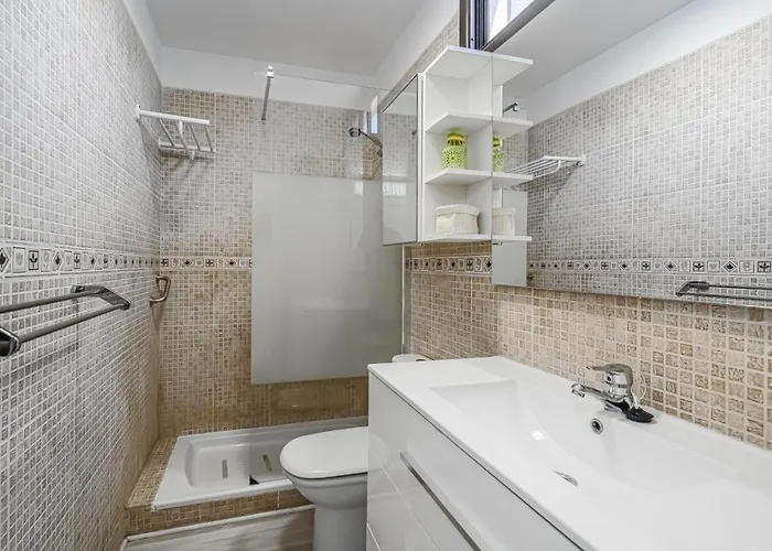 Cozy - 150 Meters From The Beach, Free Wi-fi * Playa de las Americas (Tenerife)