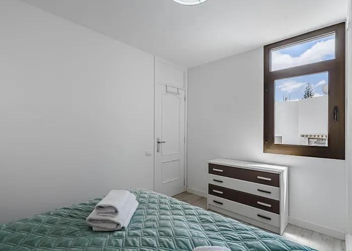 Cozy - 150 Meters From The Beach, Free Wi-fi Apartament Playa de las Americas (Tenerife)